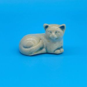 Vintage Georgia Marble Sleeping Cat Figurine White Blue